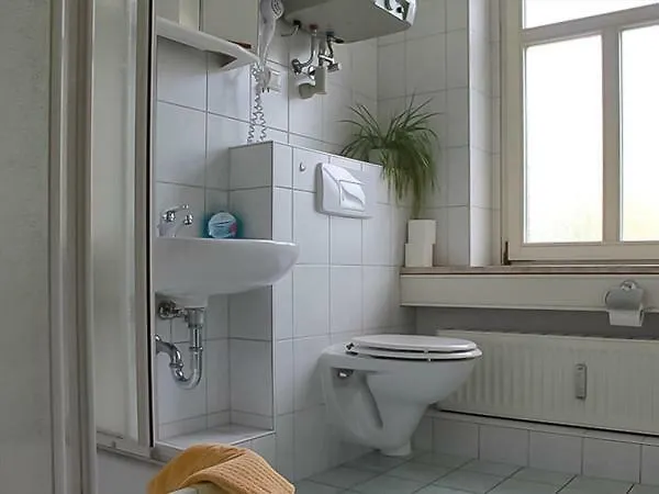 Hotelpension Savo بيت ضيافة *