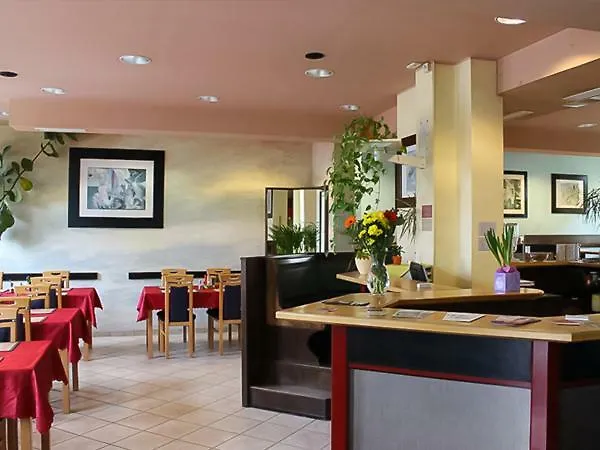 Hotelpension Savo شيمنيتز