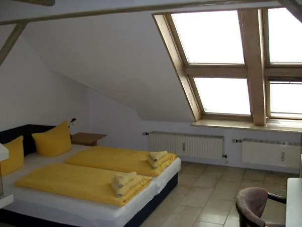 Hotelpension Savo شيمنيتز